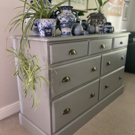 Large Chest of Drawers / Sideboard